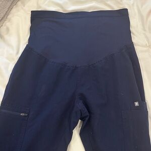 Figs women’s maternity scrub pants